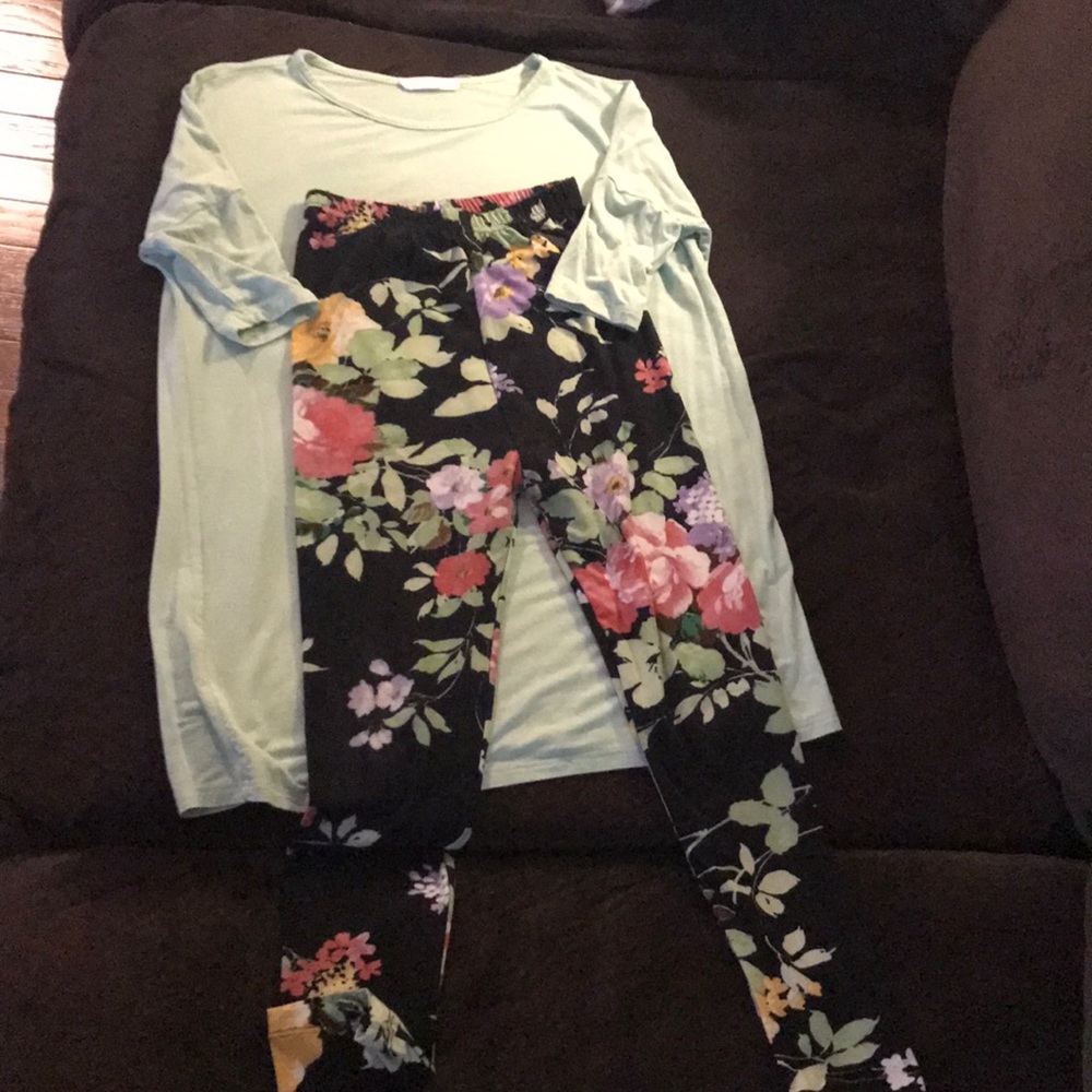Girls Boutique legging outfit like LuLaRoe large